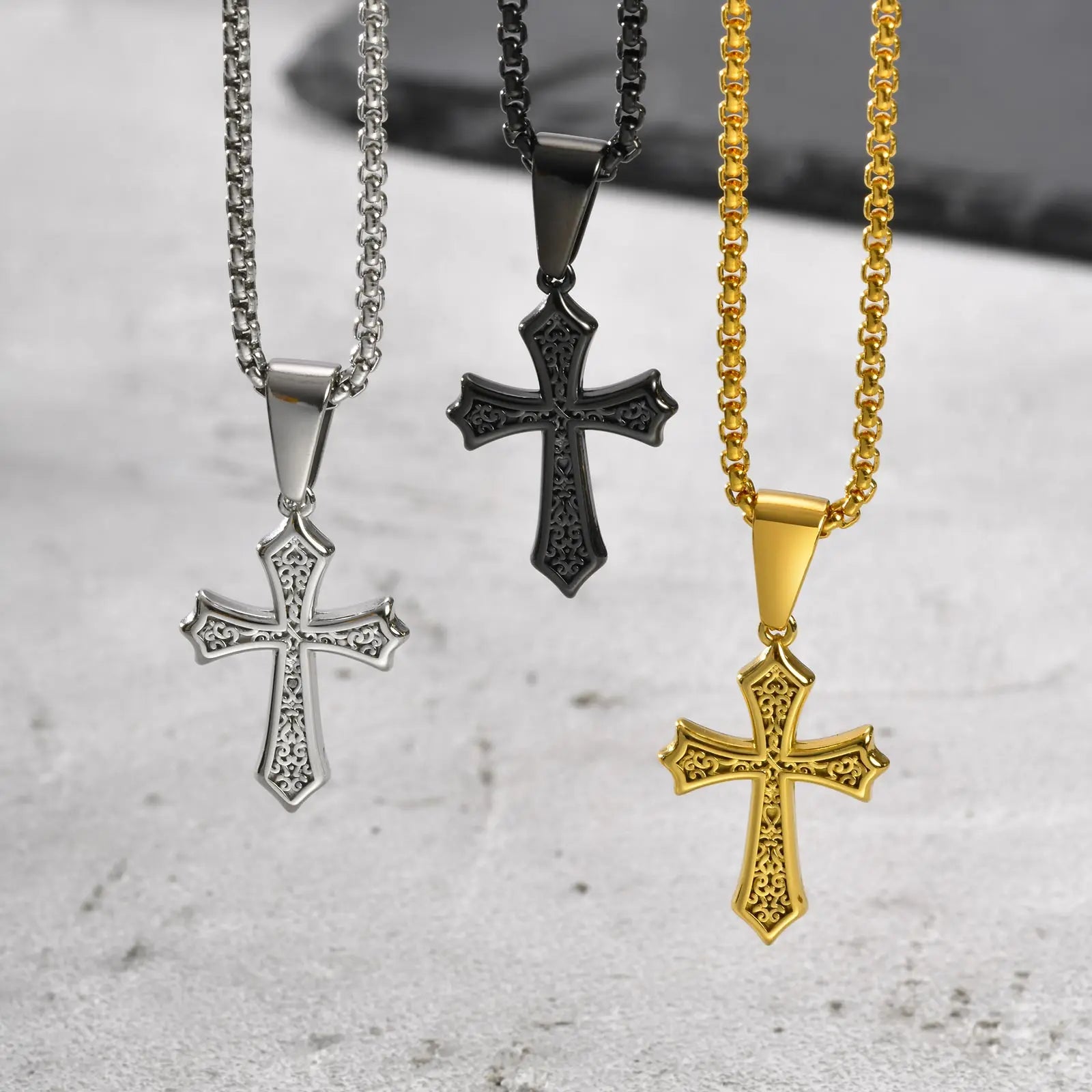 Chaîne croix homme
