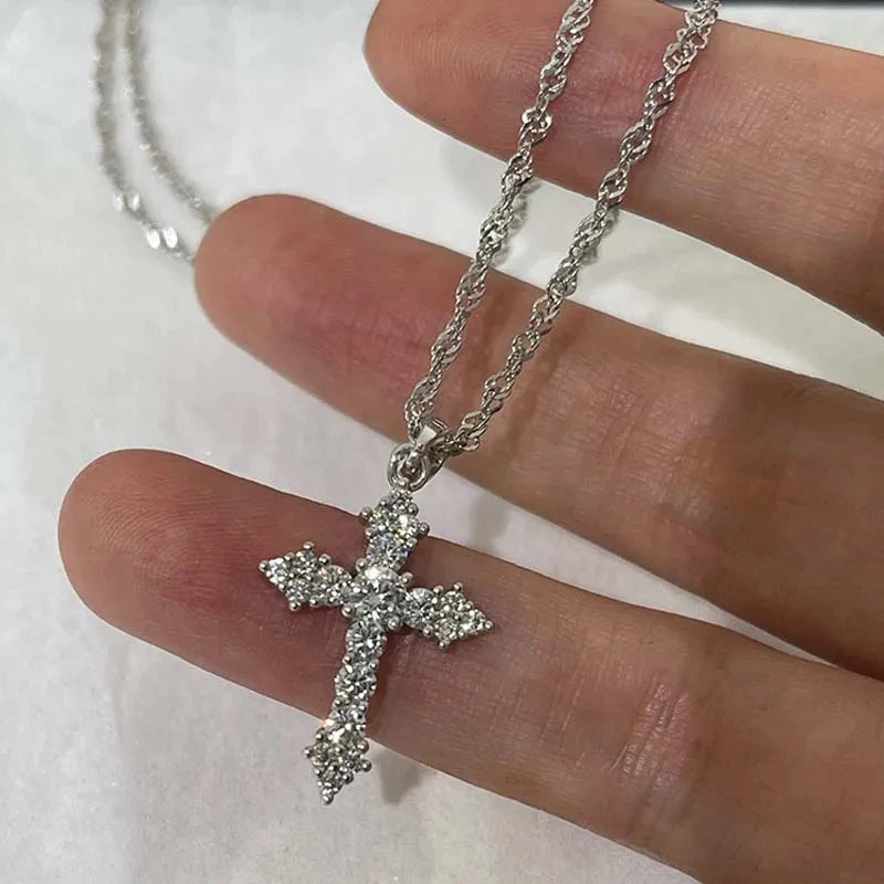 Chaîne croix diamants