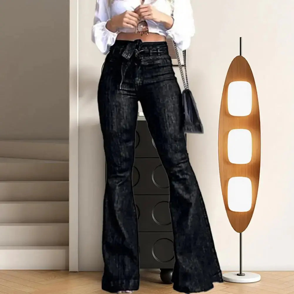 Jean “Rivana” - Taille haute évasé, denim stretch coupe bootcut Neyvora